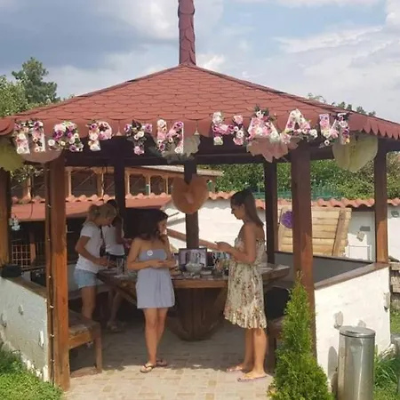 Pensiune Къща За Гости Донна